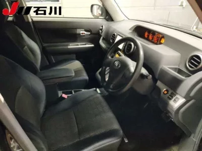 Toyota COROLLA RUMION