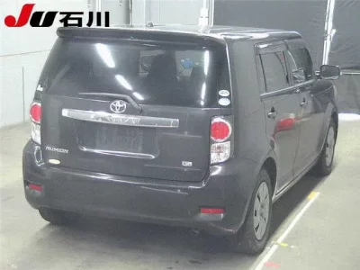 Toyota COROLLA RUMION