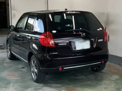 Mazda VERISA