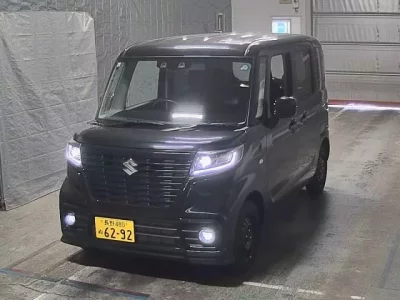 Suzuki SPACIA BASE