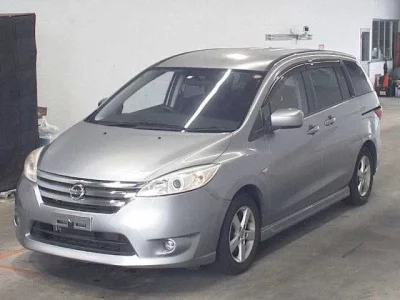 Nissan LAFESTA