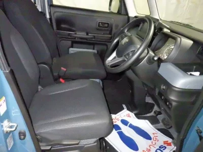 Suzuki SPACIA BASE