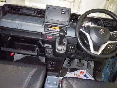 Suzuki SPACIA BASE
