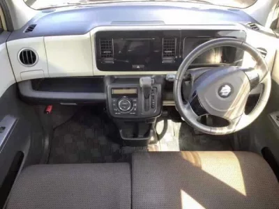 Suzuki MRWAGON