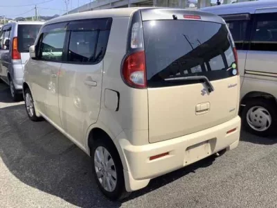 Suzuki MRWAGON
