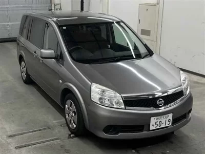 Nissan LAFESTA
