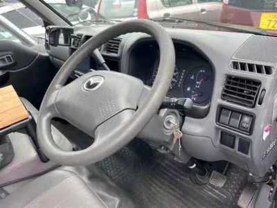 Mazda BONGO VAN