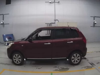 Mazda VERISA