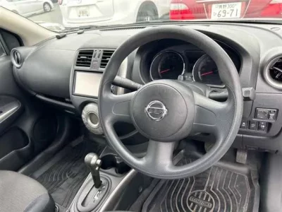Nissan LATIO