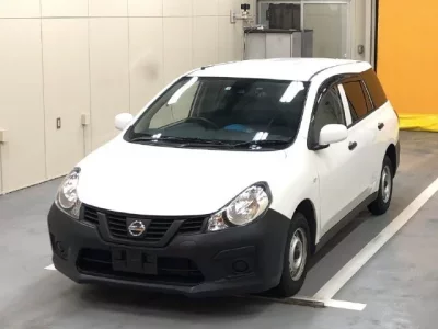 Nissan AD