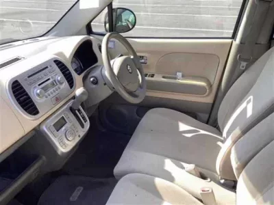 Suzuki MRWAGON