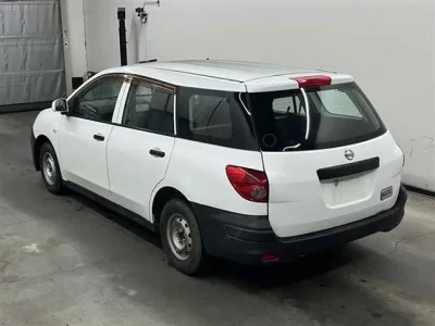 Nissan AD