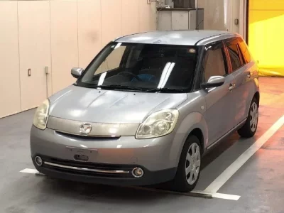 Mazda VERISA
