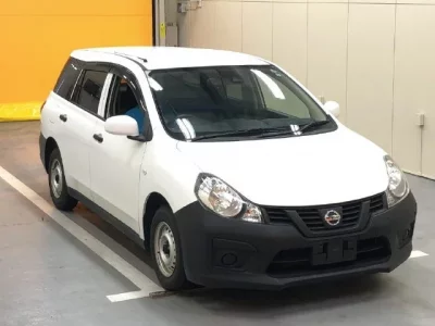Nissan AD