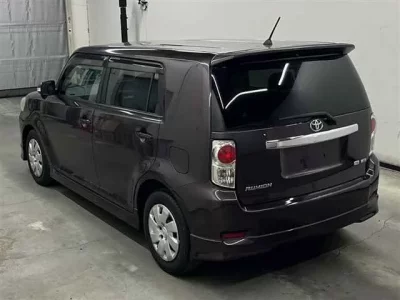 Toyota COROLLA RUMION
