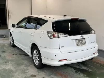 Toyota CALDINA