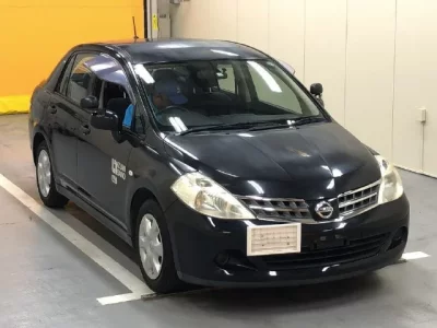 Nissan TIIDA LATIO