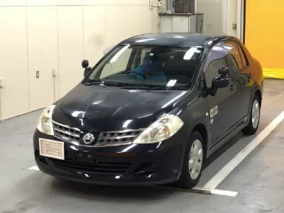 Nissan TIIDA LATIO