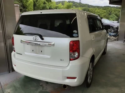 Toyota COROLLA RUMION