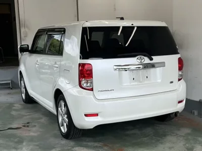Toyota COROLLA RUMION