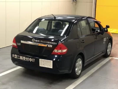 Nissan TIIDA LATIO