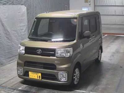 Toyota PIXIS MEGA