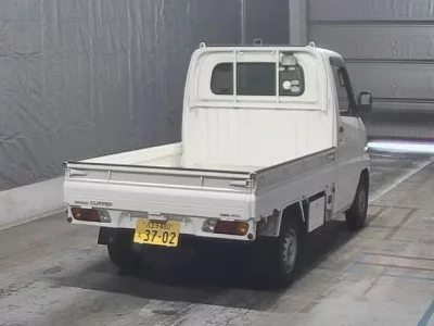 Nissan CLIPPER TRUCK