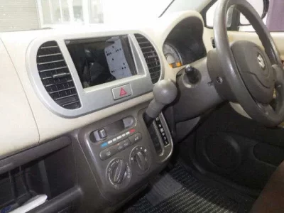 Suzuki MRWAGON