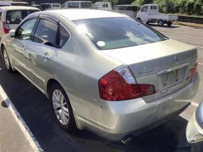 Nissan FUGA