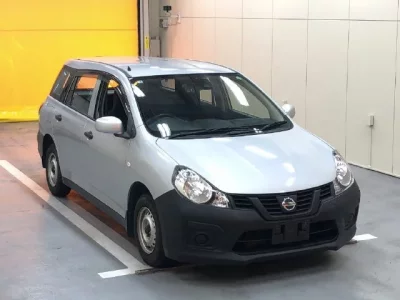 Nissan AD