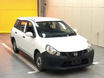 Nissan AD