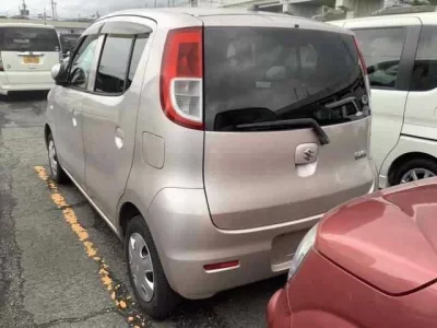 Suzuki MRWAGON