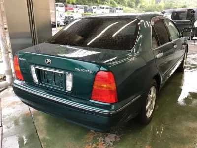 Toyota PROGRES