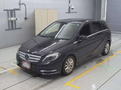Mercedes-Benz B CLASS