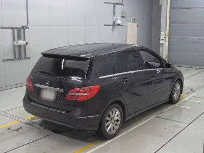 Mercedes-Benz B CLASS