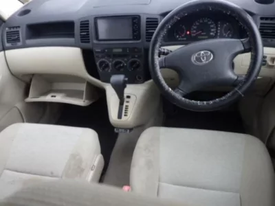 Toyota COROLLA SPACIO