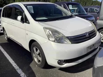 Toyota ISIS