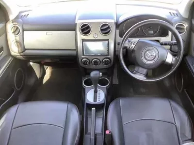 Mazda VERISA
