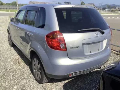 Mazda VERISA