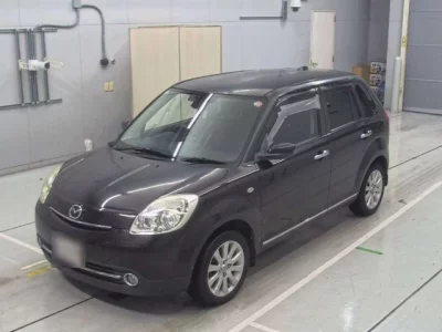 Mazda VERISA