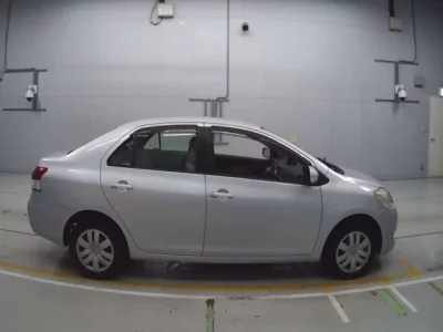 Toyota BELTA
