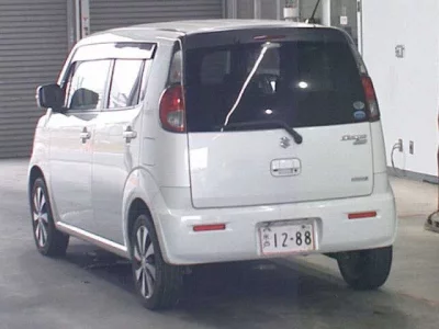 Suzuki MRWAGON