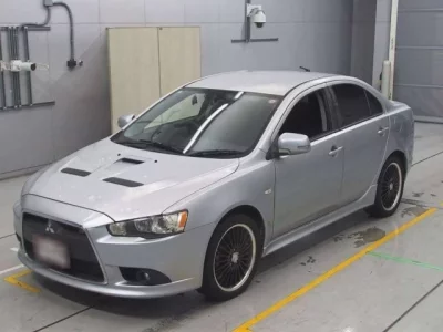 Mitsubishi GALANT FORTIS