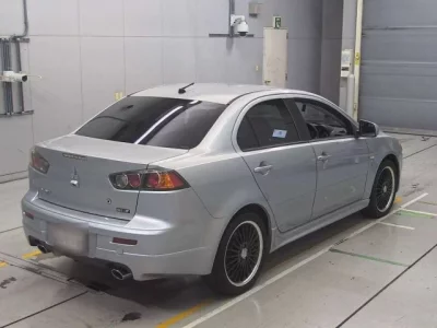 Mitsubishi GALANT FORTIS