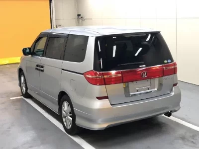 Honda ELYSION