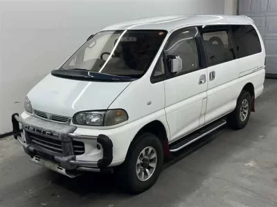 Mitsubishi DELICA