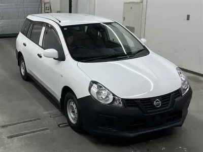 Nissan AD