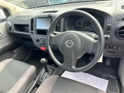 Nissan AD