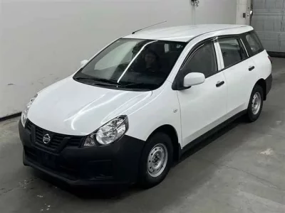 Nissan AD