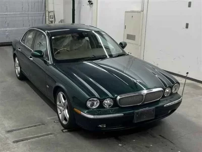 Jaguar XJ SERIES